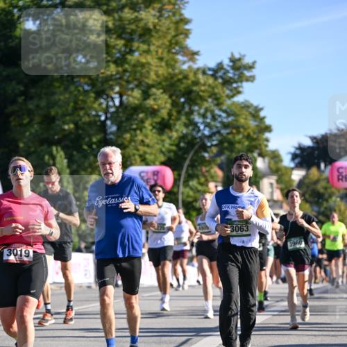 07.09.2025 - BARMER Alsterlauf Dr. Thomas Lammeyer http://msf.ph/oto/8711876 07.09.2025 09:40:31 Laufen 3019, 4909, 3063, 3960 meine-sportfotos.de