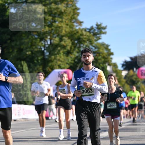 07.09.2025 - BARMER Alsterlauf Dr. Thomas Lammeyer http://msf.ph/oto/8711885 07.09.2025 09:40:32 Laufen 3063, 3960 meine-sportfotos.de