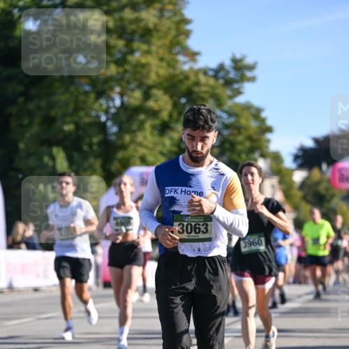07.09.2025 - BARMER Alsterlauf Dr. Thomas Lammeyer http://msf.ph/oto/8711889 07.09.2025 09:40:33 Laufen 3063, 3960 meine-sportfotos.de