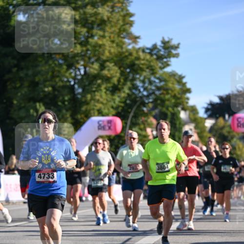 07.09.2025 - BARMER Alsterlauf Dr. Thomas Lammeyer http://msf.ph/oto/8711919 07.09.2025 09:40:37 Laufen 4733, 3804 meine-sportfotos.de