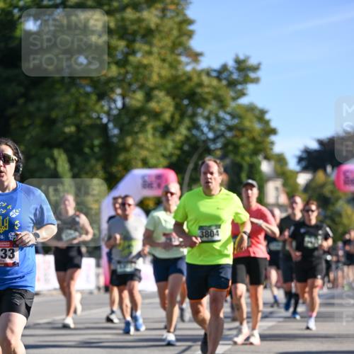 07.09.2025 - BARMER Alsterlauf Dr. Thomas Lammeyer http://msf.ph/oto/8711924 07.09.2025 09:40:38 Laufen 33, 3804 meine-sportfotos.de