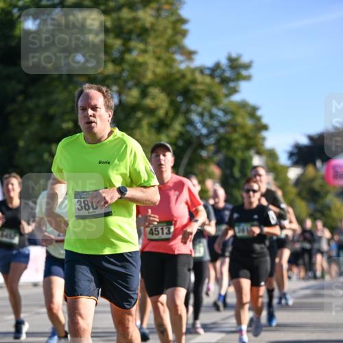07.09.2025 - BARMER Alsterlauf Dr. Thomas Lammeyer http://msf.ph/oto/8711936 07.09.2025 09:40:40 Laufen 380, 4513 meine-sportfotos.de