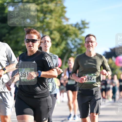 07.09.2025 - BARMER Alsterlauf Dr. Thomas Lammeyer http://msf.ph/oto/8711953 07.09.2025 09:40:43 Laufen 36, 391, 927 meine-sportfotos.de