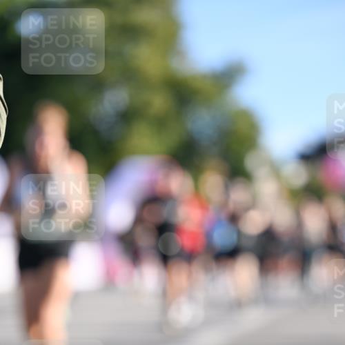 07.09.2025 - BARMER Alsterlauf Dr. Thomas Lammeyer http://msf.ph/oto/8711966 07.09.2025 09:40:45 Laufen  meine-sportfotos.de