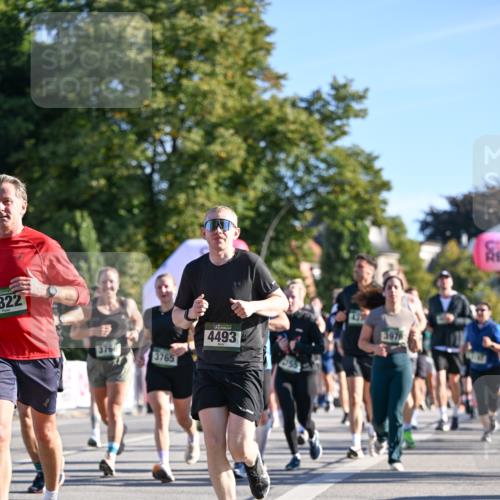 07.09.2025 - BARMER Alsterlauf Dr. Thomas Lammeyer http://msf.ph/oto/8711983 07.09.2025 09:40:48 Laufen 822, 3766, 3765, 4493, 3976 meine-sportfotos.de