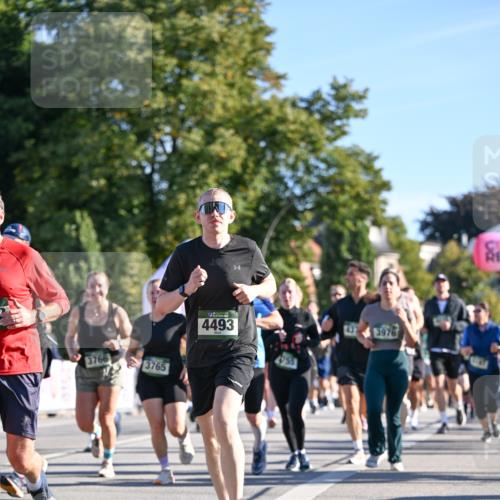 07.09.2025 - BARMER Alsterlauf Dr. Thomas Lammeyer http://msf.ph/oto/8711984 07.09.2025 09:40:48 Laufen 3766, 3765, 4493 meine-sportfotos.de