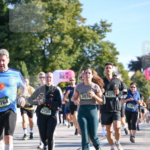 07.09.2025 - BARMER Alsterlauf Dr. Thomas Lammeyer http://msf.ph/oto/8711991 07.09.2025 09:40:50 Laufen 764, 2755, 3976, 4371, 5197 meine-sportfotos.de