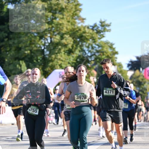 07.09.2025 - BARMER Alsterlauf Dr. Thomas Lammeyer http://msf.ph/oto/8711994 07.09.2025 09:40:51 Laufen 2755, 56, 3976, 4371 meine-sportfotos.de