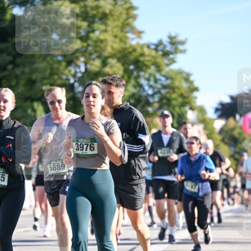 07.09.2025 - BARMER Alsterlauf Dr. Thomas Lammeyer http://msf.ph/oto/8711999 07.09.2025 09:40:52 Laufen 65, 5689, 3976 meine-sportfotos.de