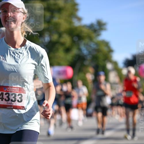 07.09.2025 - BARMER Alsterlauf Dr. Thomas Lammeyer http://msf.ph/oto/8712035 07.09.2025 09:40:58 Laufen 100009, 10, 36, 4333, 64 meine-sportfotos.de