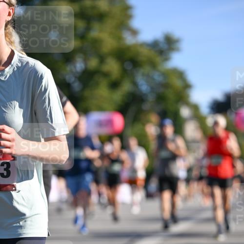 07.09.2025 - BARMER Alsterlauf Dr. Thomas Lammeyer http://msf.ph/oto/8712036 07.09.2025 09:40:58 Laufen 3 meine-sportfotos.de