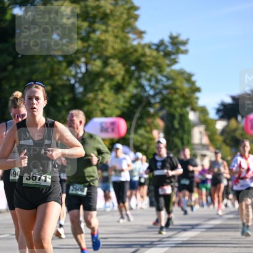 07.09.2025 - BARMER Alsterlauf Dr. Thomas Lammeyer http://msf.ph/oto/8712088 07.09.2025 09:41:07 Laufen 190, 3671, 2600 meine-sportfotos.de