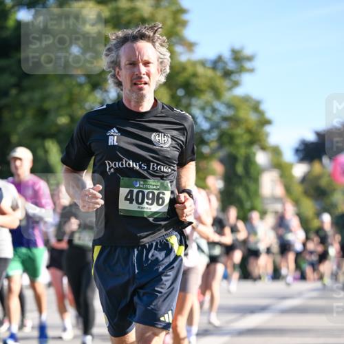 07.09.2025 - BARMER Alsterlauf Dr. Thomas Lammeyer http://msf.ph/oto/8712147 07.09.2025 09:41:17 Laufen 36, 4096 meine-sportfotos.de