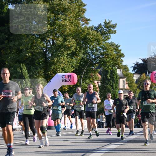 07.09.2025 - BARMER Alsterlauf Dr. Thomas Lammeyer http://msf.ph/oto/8712173 07.09.2025 09:41:22 Laufen 3256, 6063, 2744, 2591, 58, 3624, 4710, 5333 meine-sportfotos.de