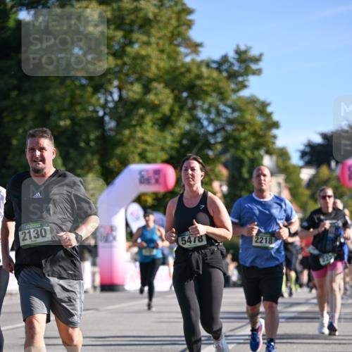 07.09.2025 - BARMER Alsterlauf Dr. Thomas Lammeyer http://msf.ph/oto/8712211 07.09.2025 09:41:28 Laufen 2130, 5478, 2218 meine-sportfotos.de