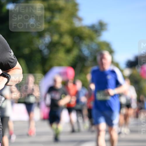 07.09.2025 - BARMER Alsterlauf Dr. Thomas Lammeyer http://msf.ph/oto/8712241 07.09.2025 09:41:33 Laufen  meine-sportfotos.de