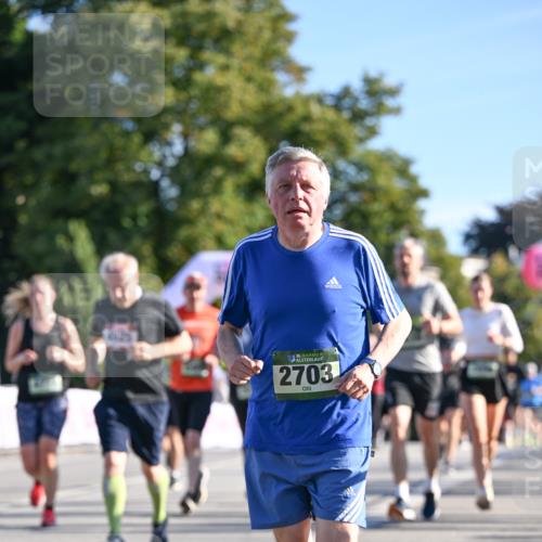 07.09.2025 - BARMER Alsterlauf Dr. Thomas Lammeyer http://msf.ph/oto/8712242 07.09.2025 09:41:34 Laufen 2703 meine-sportfotos.de