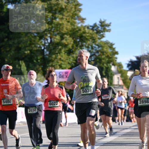 07.09.2025 - BARMER Alsterlauf Dr. Thomas Lammeyer http://msf.ph/oto/8712255 07.09.2025 09:41:36 Laufen 5408, 2030, 6022, 5039, 10, 2898 meine-sportfotos.de