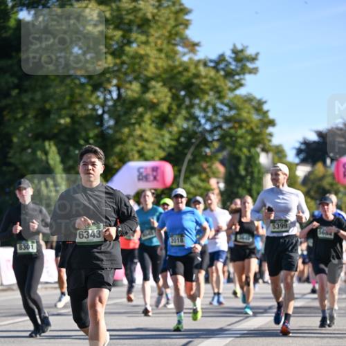 07.09.2025 - BARMER Alsterlauf Dr. Thomas Lammeyer http://msf.ph/oto/8712307 07.09.2025 09:41:45 Laufen 8301, 6343, 5399, 5684 meine-sportfotos.de