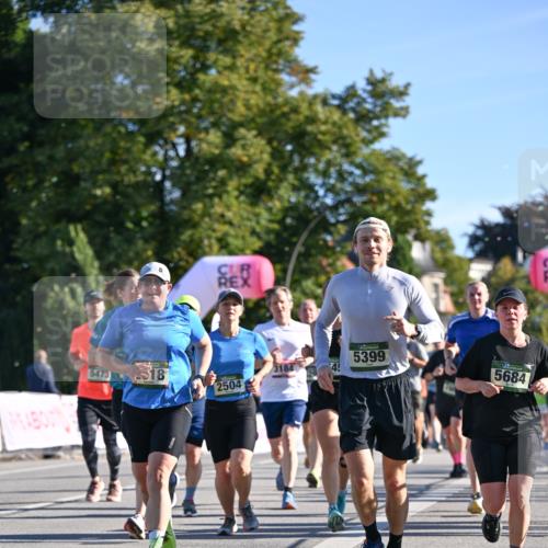 07.09.2025 - BARMER Alsterlauf Dr. Thomas Lammeyer http://msf.ph/oto/8712320 07.09.2025 09:41:47 Laufen 5473, 18, 3184, 4, 2504, 5399, 187, 5684 meine-sportfotos.de