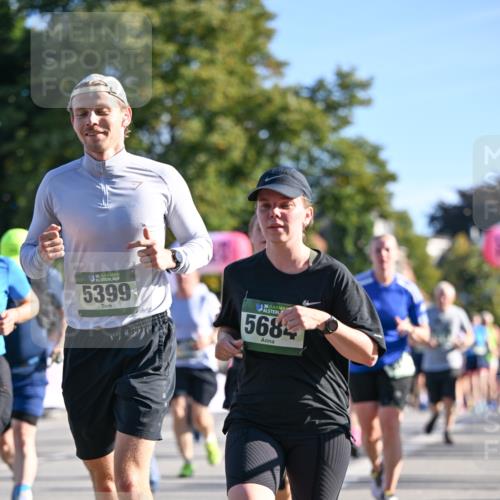 07.09.2025 - BARMER Alsterlauf Dr. Thomas Lammeyer http://msf.ph/oto/8712334 07.09.2025 09:41:49 Laufen 36, 5399, 36, 5684 meine-sportfotos.de