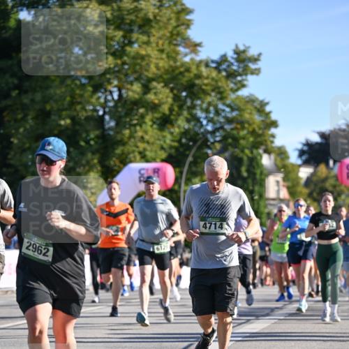 07.09.2025 - BARMER Alsterlauf Dr. Thomas Lammeyer http://msf.ph/oto/8712360 07.09.2025 09:41:54 Laufen 2962, 6129, 4714, 7102 meine-sportfotos.de