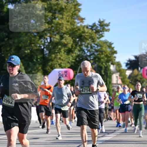 07.09.2025 - BARMER Alsterlauf Dr. Thomas Lammeyer http://msf.ph/oto/8712361 07.09.2025 09:41:54 Laufen 2962, 1206, 6129, 4714 meine-sportfotos.de