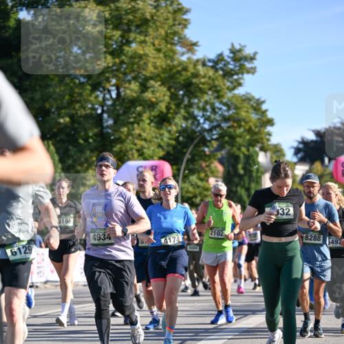 07.09.2025 - BARMER Alsterlauf Dr. Thomas Lammeyer http://msf.ph/oto/8712381 07.09.2025 09:41:57 Laufen 6129, 3196, 4934, 2102, 4174, 932, 8288, 5497 meine-sportfotos.de