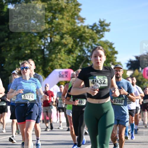 07.09.2025 - BARMER Alsterlauf Dr. Thomas Lammeyer http://msf.ph/oto/8712390 07.09.2025 09:41:58 Laufen 4174, 4932, 497, 8288 meine-sportfotos.de