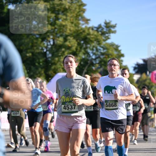 07.09.2025 - BARMER Alsterlauf Dr. Thomas Lammeyer http://msf.ph/oto/8712408 07.09.2025 09:42:01 Laufen 4537, 10, 212, 5868 meine-sportfotos.de