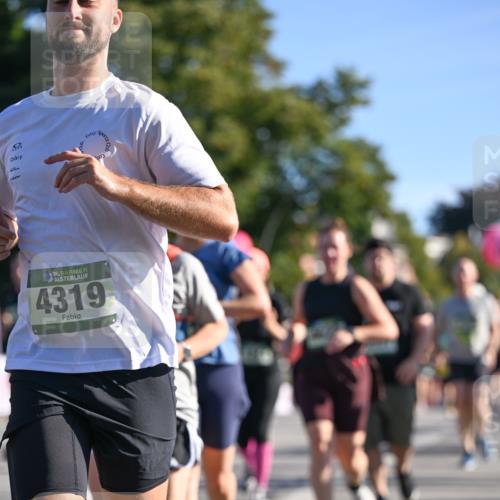 07.09.2025 - BARMER Alsterlauf Dr. Thomas Lammeyer http://msf.ph/oto/8712429 07.09.2025 09:42:04 Laufen 36, 4319 meine-sportfotos.de