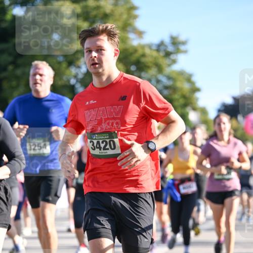 07.09.2025 - BARMER Alsterlauf Dr. Thomas Lammeyer http://msf.ph/oto/8712509 07.09.2025 09:42:17 Laufen 3254, 5, 36, 3420 meine-sportfotos.de