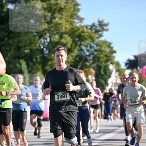 07.09.2025 - BARMER Alsterlauf Dr. Thomas Lammeyer http://msf.ph/oto/8712531 07.09.2025 09:42:21 Laufen 9, 3391, 4086 meine-sportfotos.de
