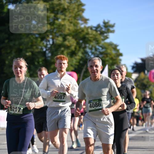 07.09.2025 - BARMER Alsterlauf Dr. Thomas Lammeyer http://msf.ph/oto/8712543 07.09.2025 09:42:23 Laufen 5217, 4087, 4086, 4 meine-sportfotos.de