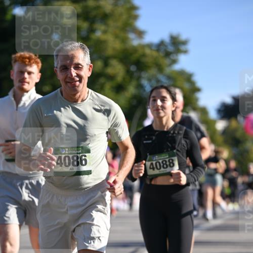 07.09.2025 - BARMER Alsterlauf Dr. Thomas Lammeyer http://msf.ph/oto/8712551 07.09.2025 09:42:24 Laufen 36, 4086, 4088 meine-sportfotos.de