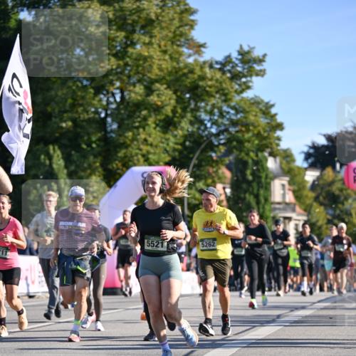 07.09.2025 - BARMER Alsterlauf Dr. Thomas Lammeyer http://msf.ph/oto/8712574 07.09.2025 09:42:27 Laufen 711, 10, 3, 5521, 5262 meine-sportfotos.de