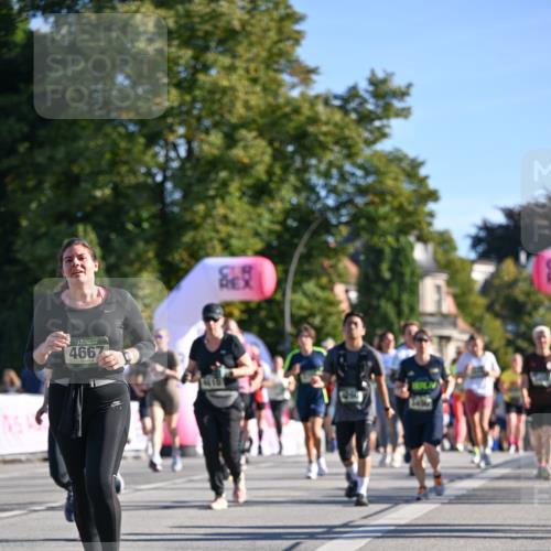 07.09.2025 - BARMER Alsterlauf Dr. Thomas Lammeyer http://msf.ph/oto/8712607 07.09.2025 09:42:33 Laufen 4667 meine-sportfotos.de