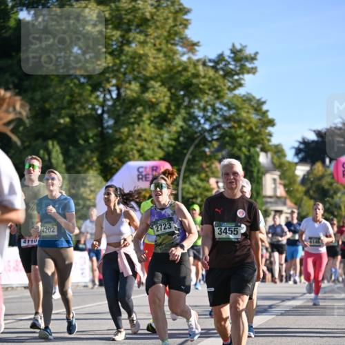 07.09.2025 - BARMER Alsterlauf Dr. Thomas Lammeyer http://msf.ph/oto/8712655 07.09.2025 09:42:41 Laufen 4110, 4202, 2723, 3455 meine-sportfotos.de