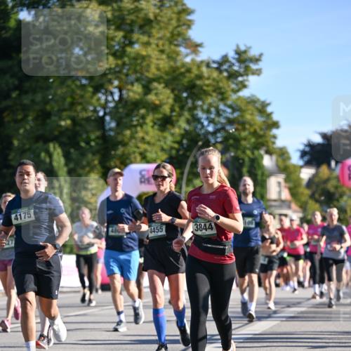 07.09.2025 - BARMER Alsterlauf Dr. Thomas Lammeyer http://msf.ph/oto/8712702 07.09.2025 09:42:50 Laufen 4175, 4455, 3844 meine-sportfotos.de