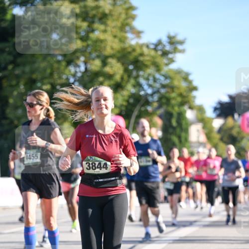 07.09.2025 - BARMER Alsterlauf Dr. Thomas Lammeyer http://msf.ph/oto/8712711 07.09.2025 09:42:51 Laufen 4455, 3844 meine-sportfotos.de