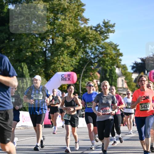 07.09.2025 - BARMER Alsterlauf Dr. Thomas Lammeyer http://msf.ph/oto/8712728 07.09.2025 09:42:54 Laufen 4913, 5010, 582, 5424, 3603 meine-sportfotos.de