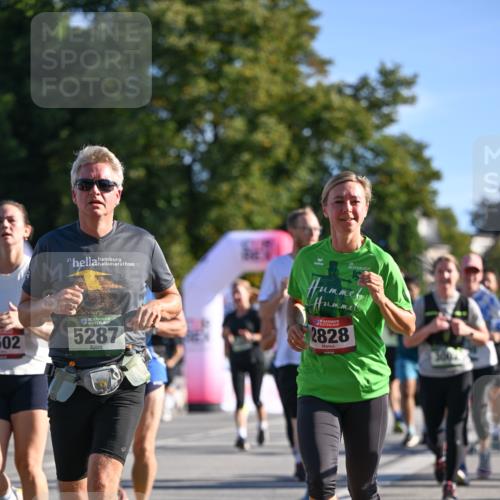 07.09.2025 - BARMER Alsterlauf Dr. Thomas Lammeyer http://msf.ph/oto/8712833 07.09.2025 09:43:13 Laufen 502, 36, 5287, 2828, 300 meine-sportfotos.de