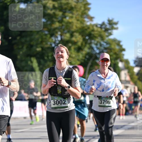 07.09.2025 - BARMER Alsterlauf Dr. Thomas Lammeyer http://msf.ph/oto/8712849 07.09.2025 09:43:16 Laufen 3002, 3799 meine-sportfotos.de