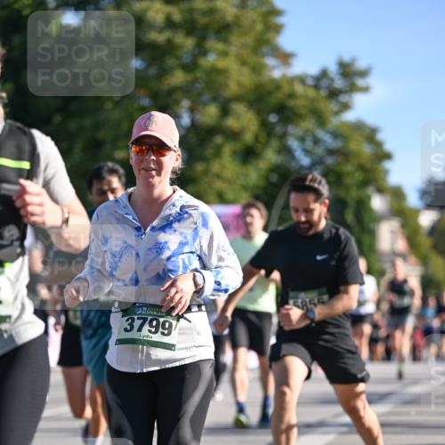 07.09.2025 - BARMER Alsterlauf Dr. Thomas Lammeyer http://msf.ph/oto/8712857 07.09.2025 09:43:18 Laufen 36, 3799, 5855 meine-sportfotos.de