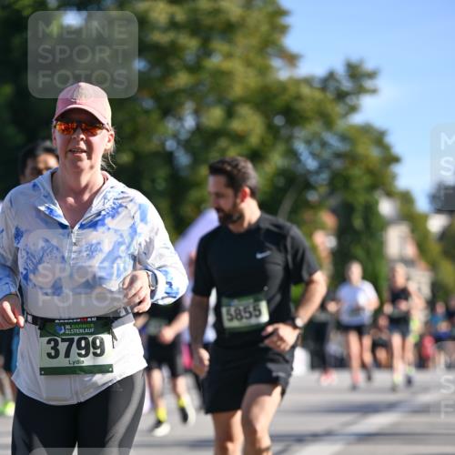 07.09.2025 - BARMER Alsterlauf Dr. Thomas Lammeyer http://msf.ph/oto/8712860 07.09.2025 09:43:18 Laufen 36, 3799, 5855 meine-sportfotos.de