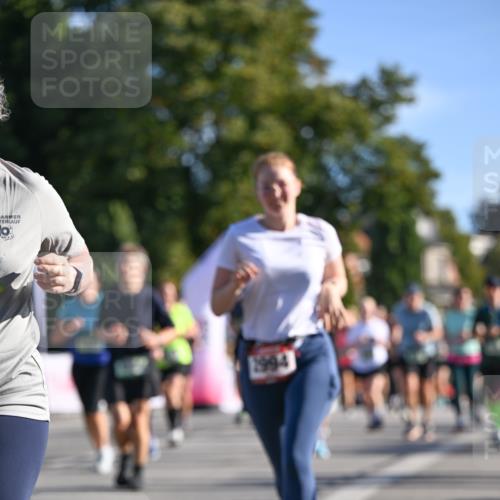 07.09.2025 - BARMER Alsterlauf Dr. Thomas Lammeyer http://msf.ph/oto/8712925 07.09.2025 09:43:29 Laufen 1994 meine-sportfotos.de