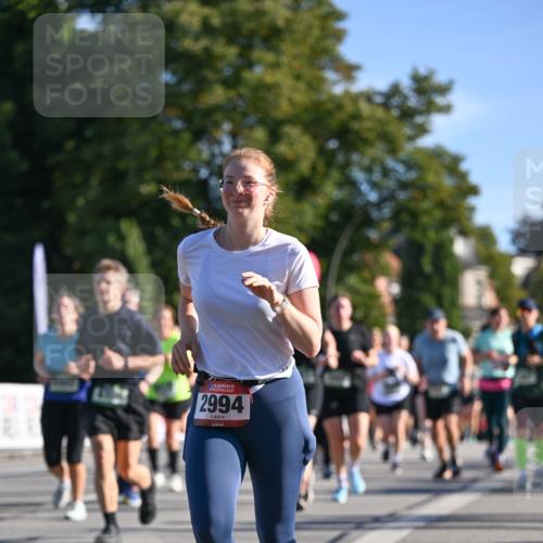 07.09.2025 - BARMER Alsterlauf Dr. Thomas Lammeyer http://msf.ph/oto/8712927 07.09.2025 09:43:29 Laufen 2994 meine-sportfotos.de