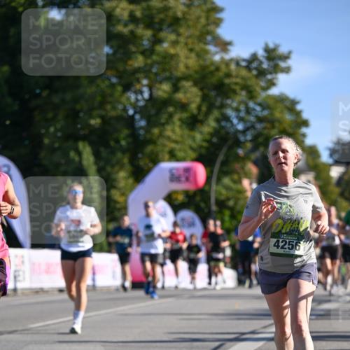 07.09.2025 - BARMER Alsterlauf Dr. Thomas Lammeyer http://msf.ph/oto/8713048 07.09.2025 09:43:49 Laufen 36, 4256 meine-sportfotos.de