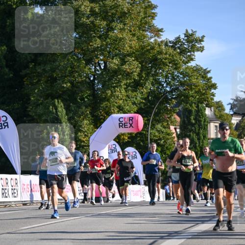 07.09.2025 - BARMER Alsterlauf Dr. Thomas Lammeyer http://msf.ph/oto/8713057 07.09.2025 09:43:51 Laufen 157, 5866, 3998, 814, 6038, 4132, 587, 8244, 3477, 54 meine-sportfotos.de