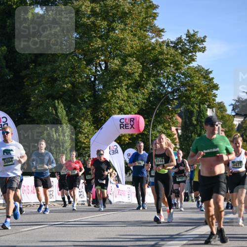07.09.2025 - BARMER Alsterlauf Dr. Thomas Lammeyer http://msf.ph/oto/8713062 07.09.2025 09:43:52 Laufen 5866, 399, 6038, 3061, 8244, 3302, 3477 meine-sportfotos.de